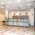 Hotel Pause - Free Wifi & Free Parking!! 3*