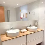Hotel Pause - Free Wifi & Free Parking!! 3*