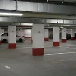 Pause - Free Wifi & Free Parking!!