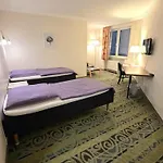Hotel Pause - Free Wifi & Free Parking!! 3*