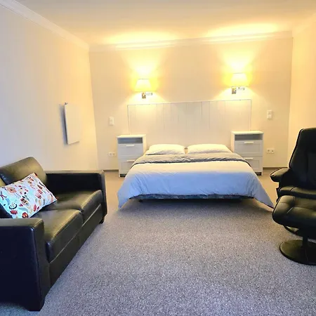 Pause - Free Wifi & Free Parking!! Hofheim am Taunus
