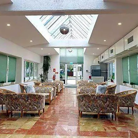 Hotel Pause - Free Wifi & Free Parking!! 3*