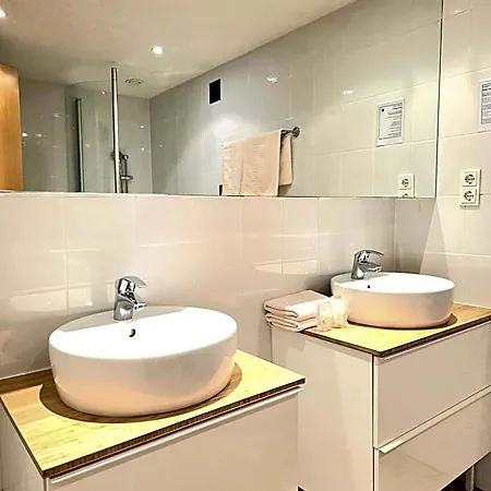Pause - Free Wifi & Free Parking!! 3* Hofheim am Taunus