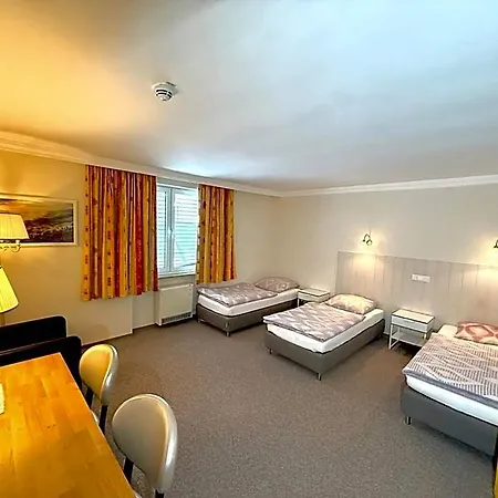 Pause - Free Wifi & Free Parking!! 3* Hofheim am Taunus