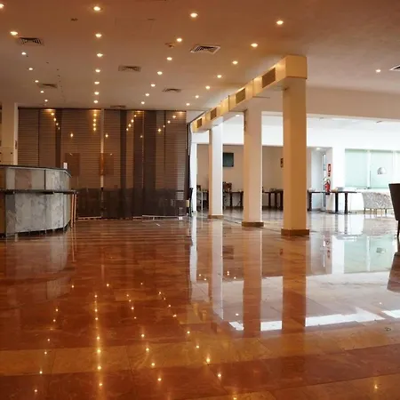Hotel Pause - Free Wifi & Free Parking!! 3*