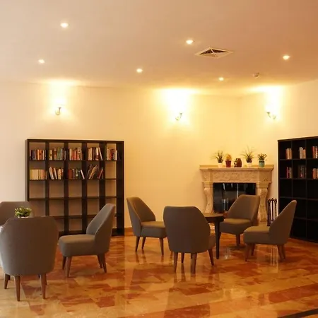 Hotel Pause - Free Wifi & Free Parking!! Hofheim am Taunus